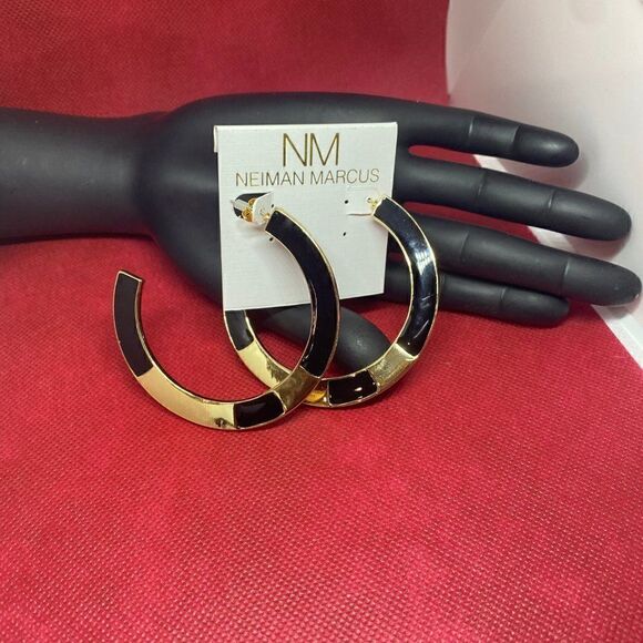 Berry Jewelry Epoxy Hoop Earrings - Picture 3 of 5